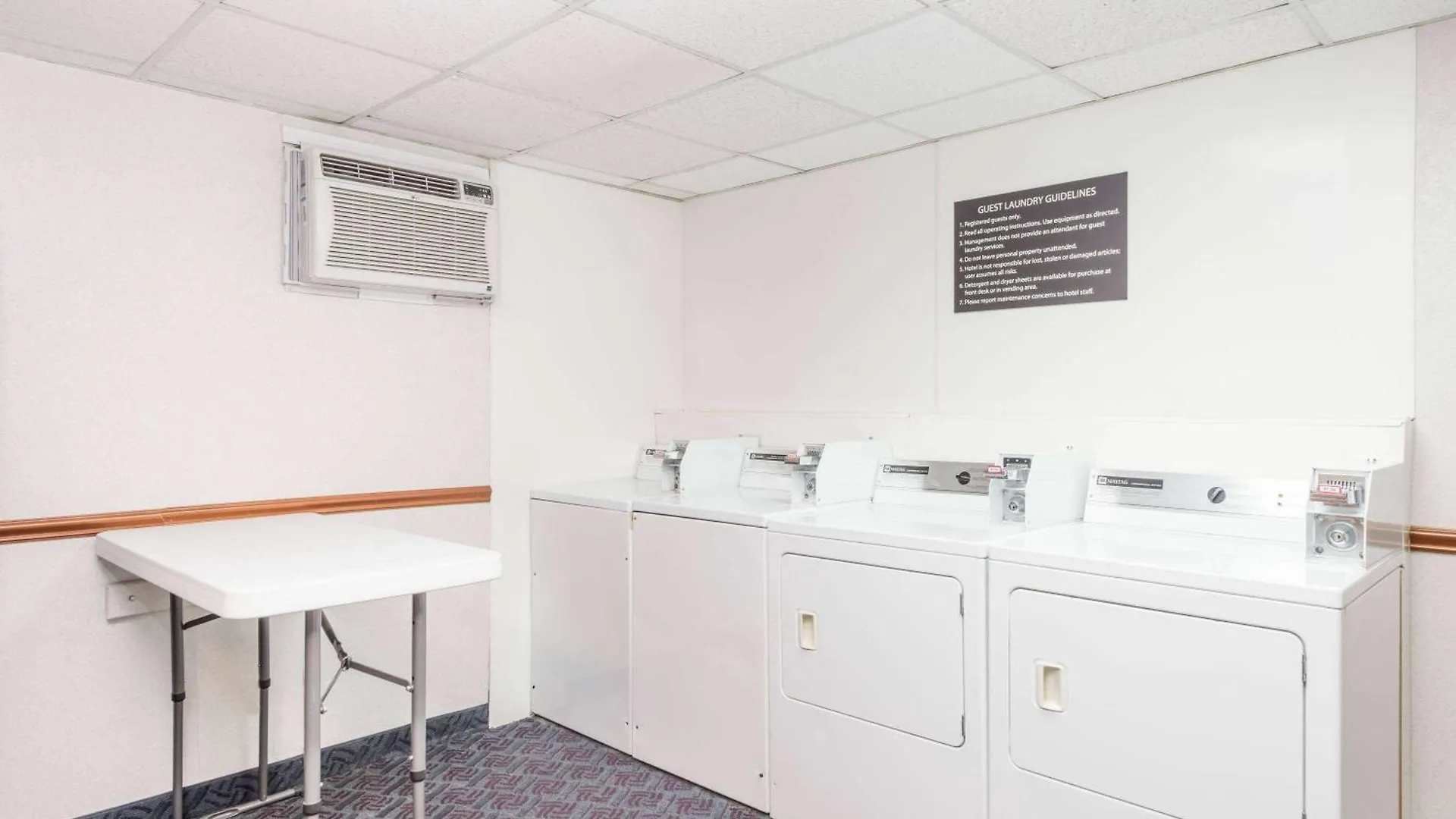 Otel Super 8 By Wyndham O'Fallon